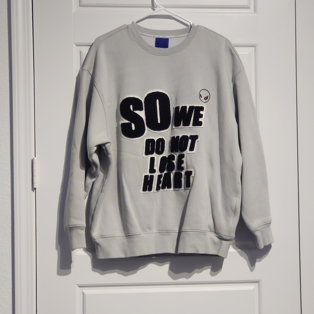 NWOT VENQUE sweatshirt
